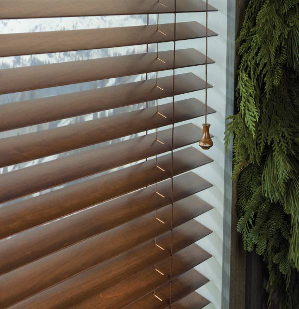 Hunter Douglas Parkland® Wood Blinds