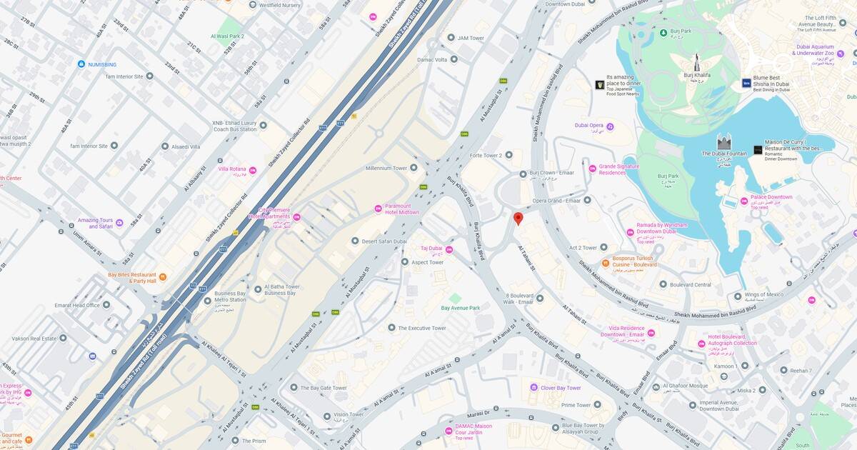 Map of Central Park with nearby streets, landmarks, and pathways in Manhattan.