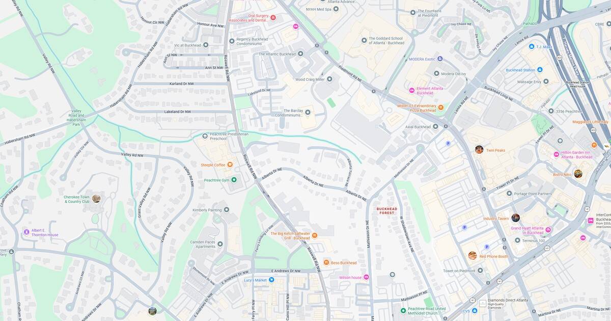 Public transportation map showing bus, train, and metro lines.