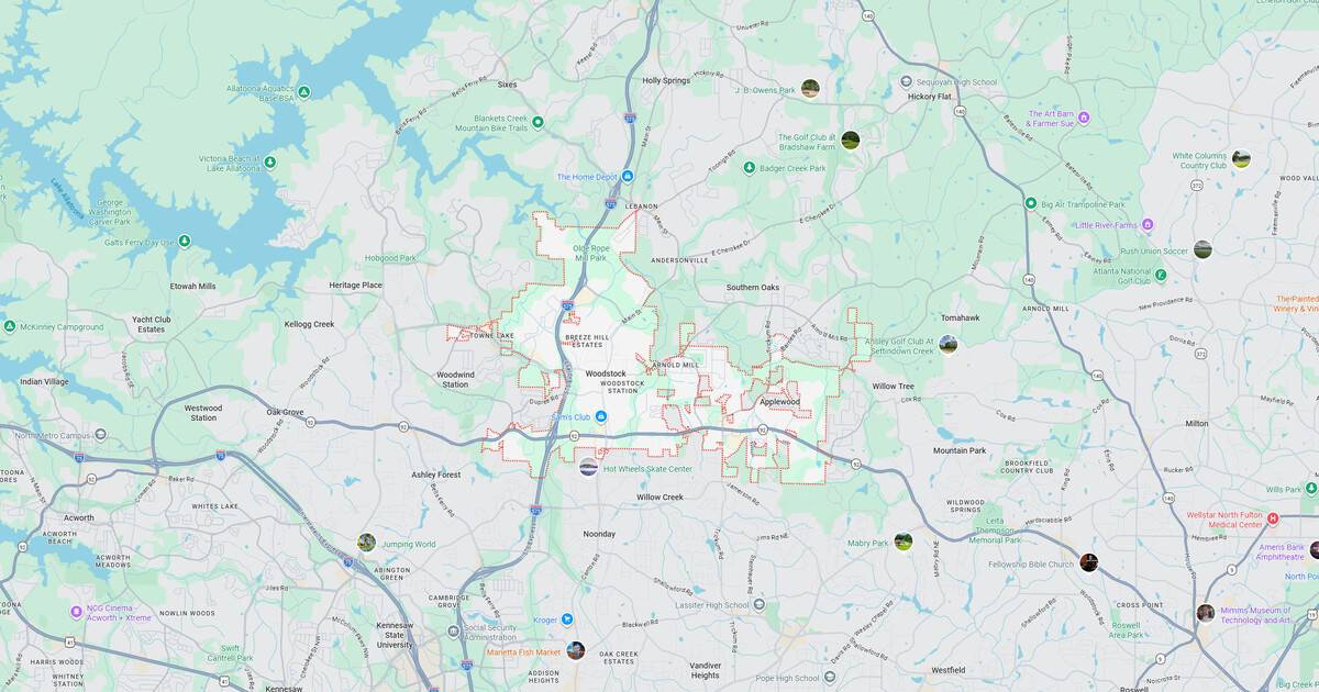 Map of Nashville, Tennessee showing major roads, neighborhoods, and points of interest.